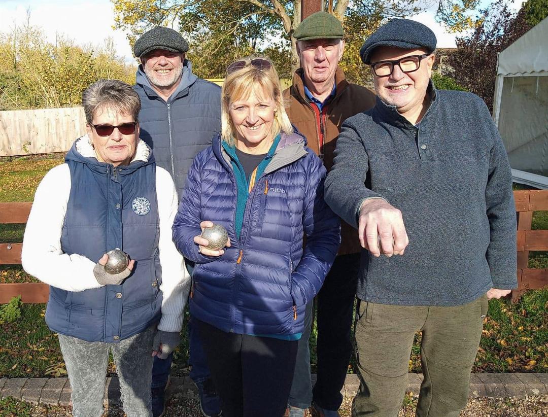 MEET THE TEAM - POINT SETTERS